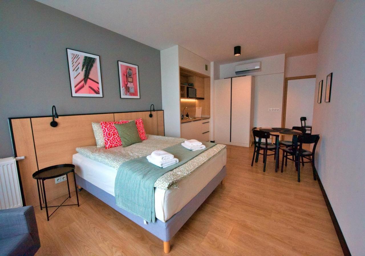 Bk Aparthotel Praga - National Stadium - Comfortable Apartment For 4 People Warsaw Luaran gambar