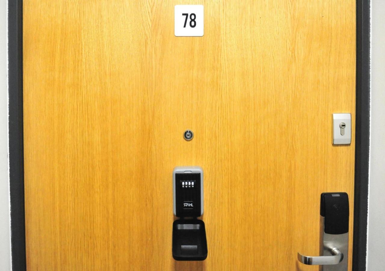 Bk Aparthotel Praga - National Stadium - Comfortable Apartment For 4 People Warsaw Luaran gambar