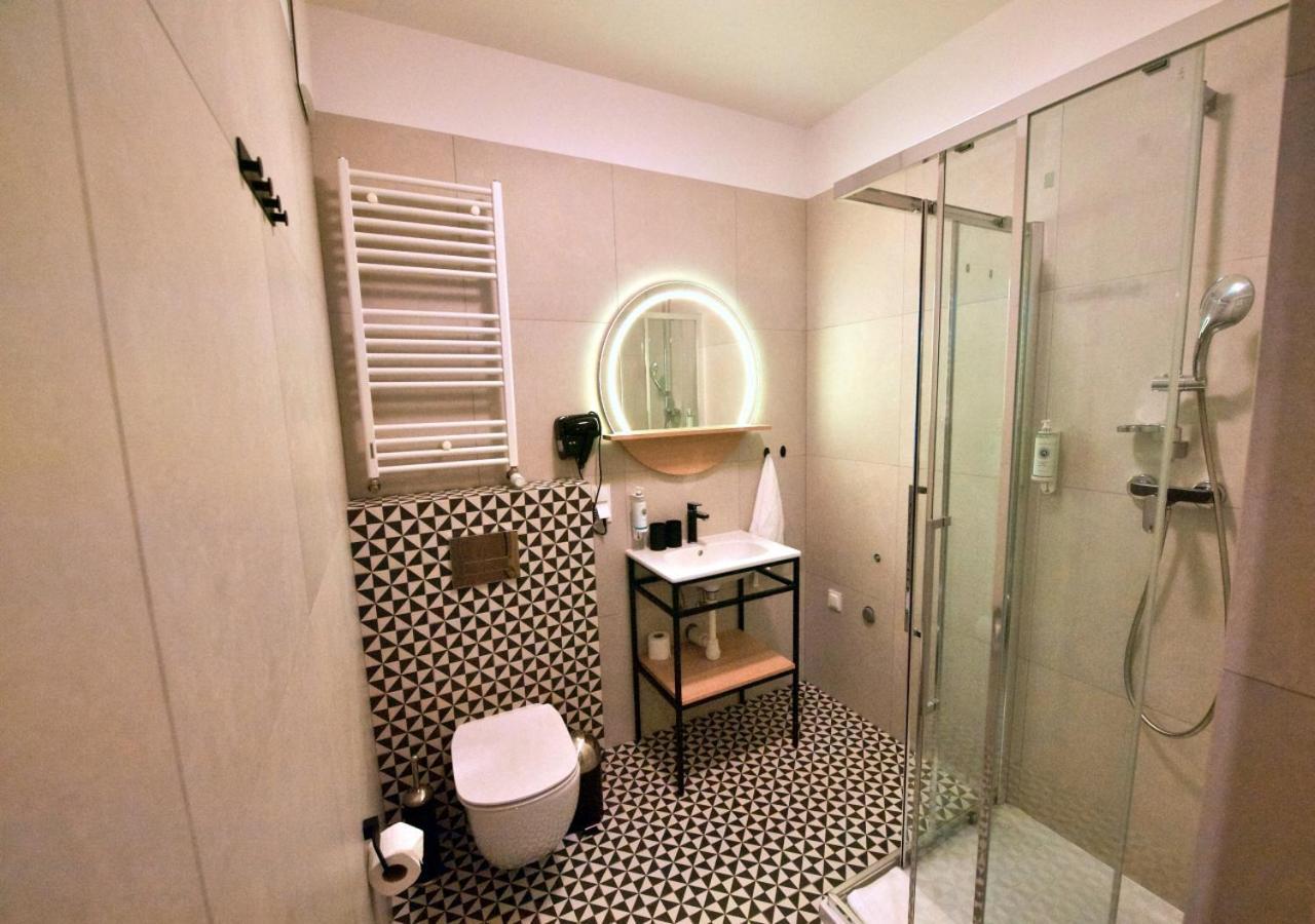 Bk Aparthotel Praga - National Stadium - Comfortable Apartment For 4 People Warsaw Luaran gambar