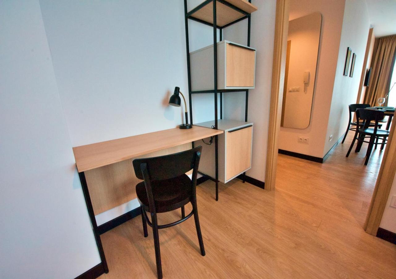 Bk Aparthotel Praga - National Stadium - Comfortable Apartment For 4 People Warsaw Luaran gambar
