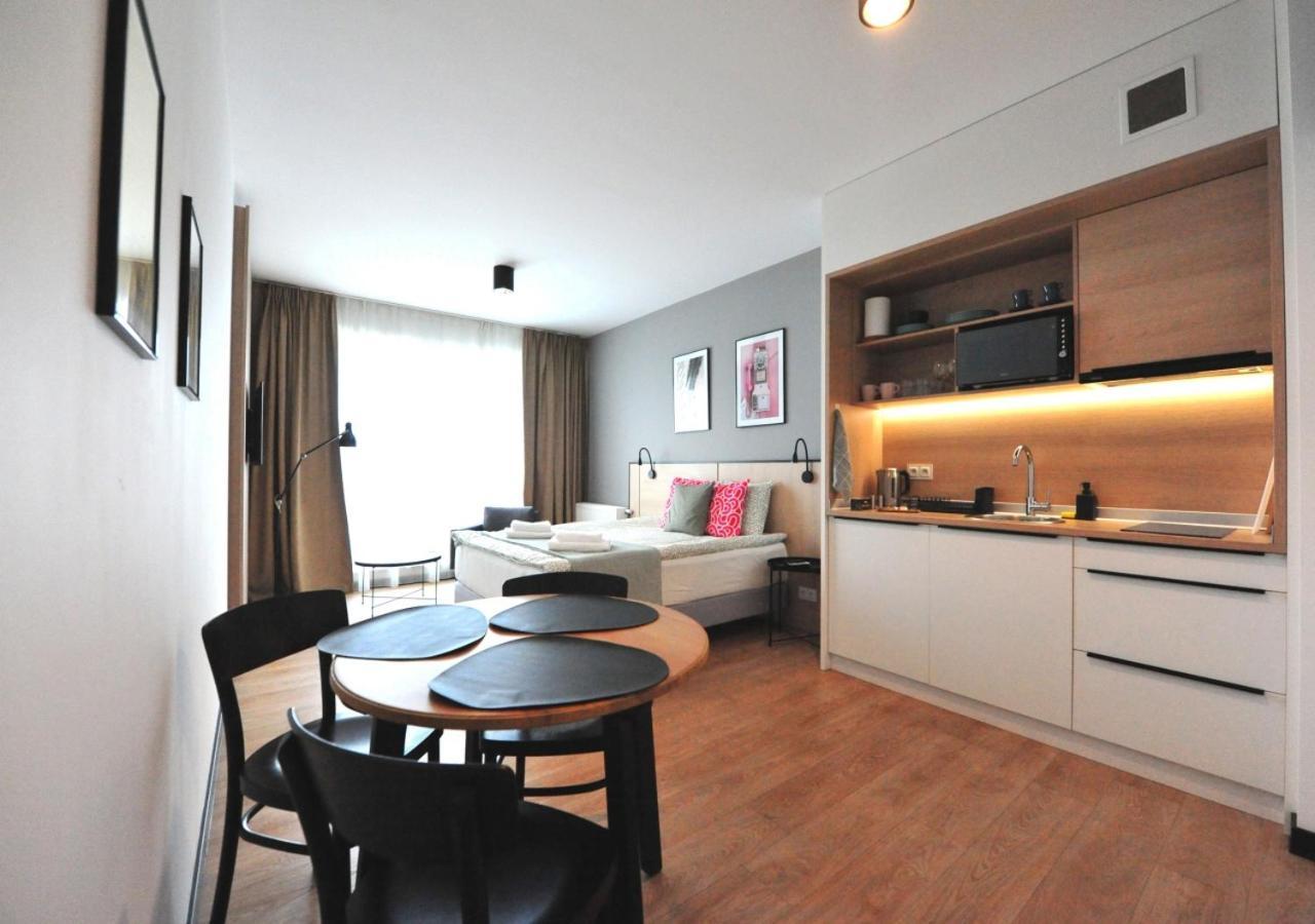 Bk Aparthotel Praga - National Stadium - Comfortable Apartment For 4 People Warsaw Luaran gambar